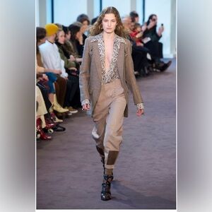 RARE Chloe Fall Winter 2018 Runway Blazer Coat Tweed Blazer Size 40 Pristine